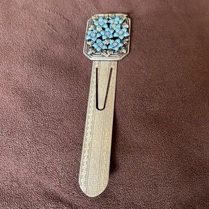 Vintage Two’s Company Australian crystal bookmark used